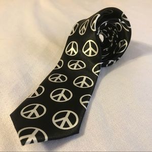 Peace symbol neck tie Claire’s %100 polyester